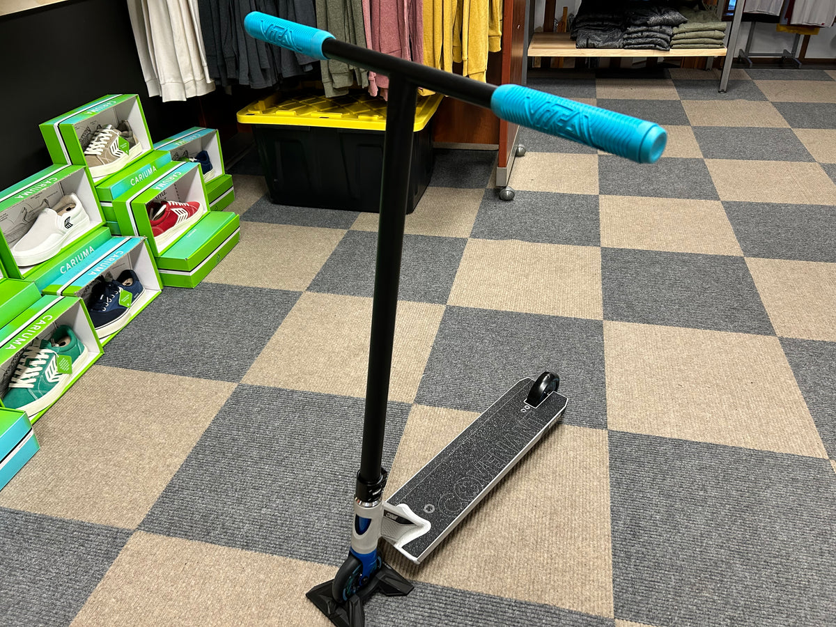 Custom Pro Scooter Build - “Illusion”