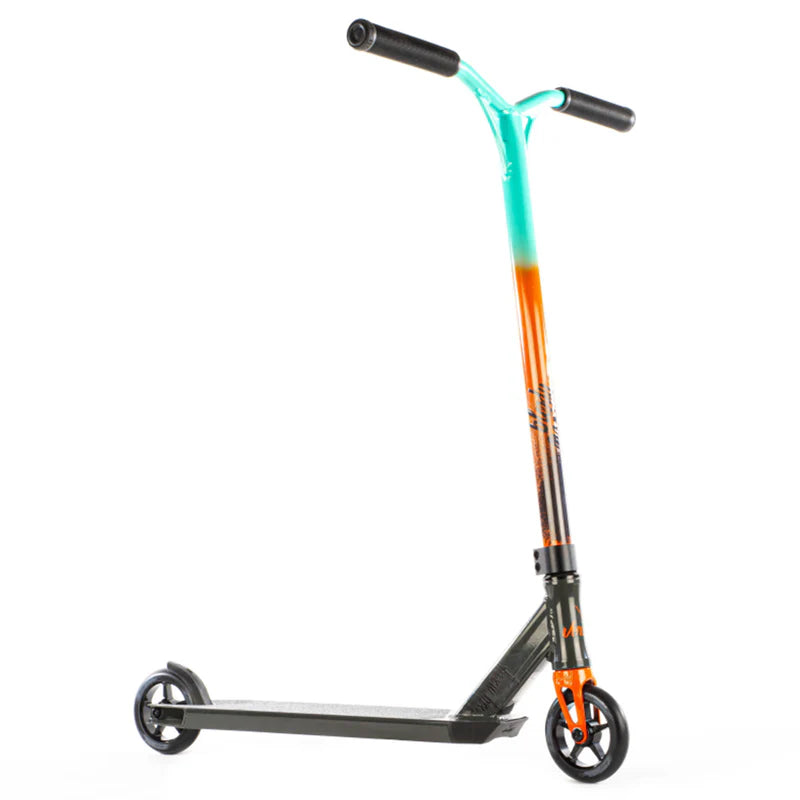 Versatyl - Bloody Mary v2 Complete Scooter