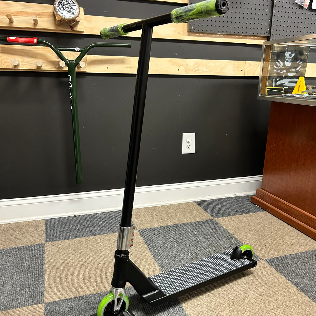 Custom Built Pro Scooter - The Phantom
