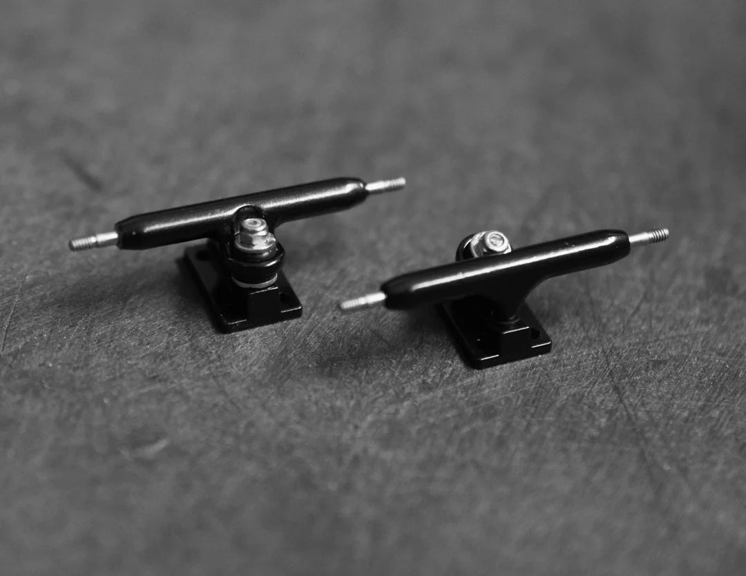 Teak Prodigy Pro Trucks 32mm