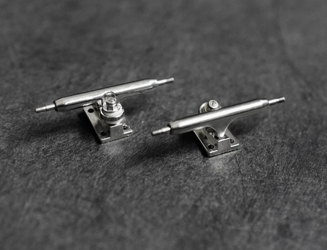 Teak Prodigy Pro Trucks 32mm